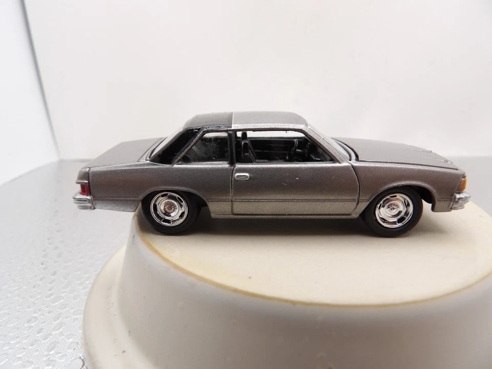 1981 CHEVY MALIBU           2010 JOHNNY LIGHTNING FOREVER 64    1:64 DIE-CAST - Image 2 of 4