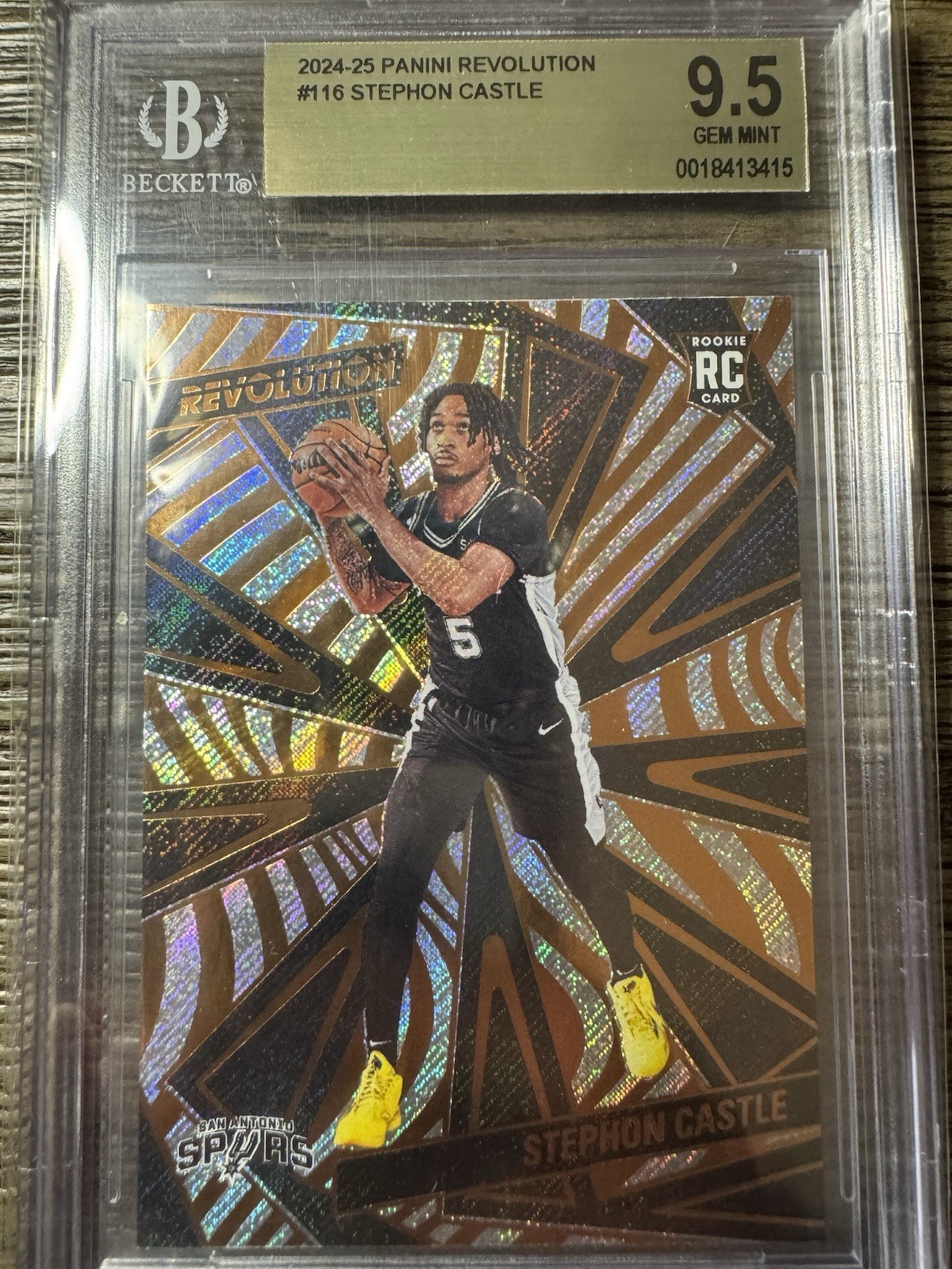 2024-25 Panini Revolution - Rookies Stephon Castle 9.5  #116 (RC)