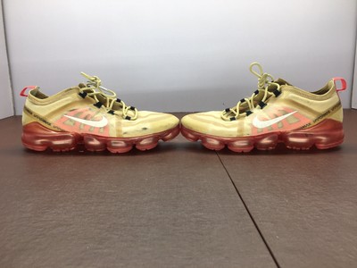 gold vapormax men