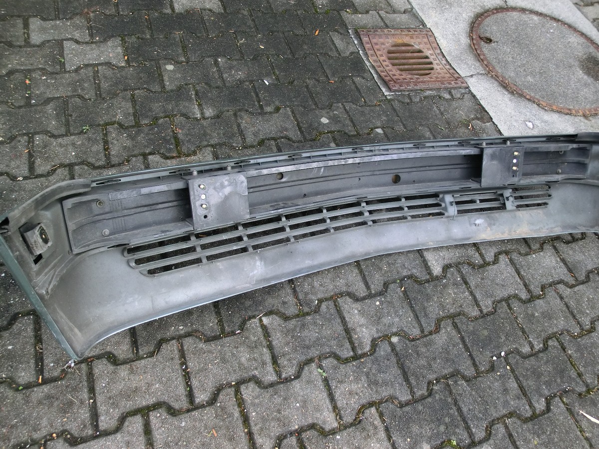 Stoßfänger vorn Mercedes für W201 190 E 2,3 und 2,6 Liter 201 880