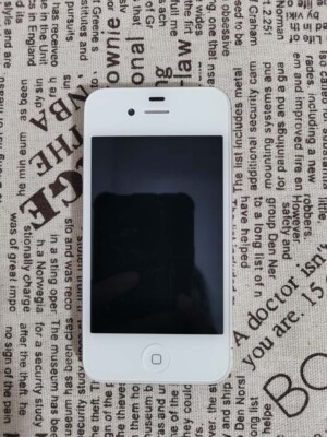 unlocked) Apple iPhone 4s - IOS6 - 64GB - Smartphone Good Outer