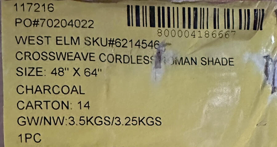 Forro West Elm Crossweave inalámbrico sombra romana BLACKOUT 48 x 64 gris carbón Foto 2 de 2