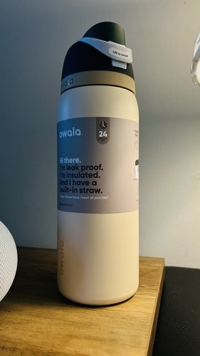 Owala FreeSip Stainless Steel Water Bottle 32oz Color: Sandy Shores MSRP$80 NWB - Picture 4 of 7