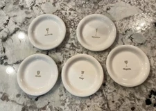 William Sonoma Hors d' Oeuvre Ivory Plates CHEESE AND WINE PERFECT LOT OF 5.