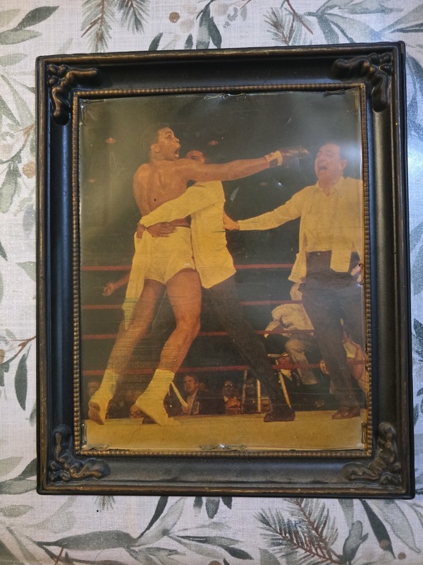 Framed pic of a scene from a fight between Muhammad Ali (then Cassius Clay) (Rj2