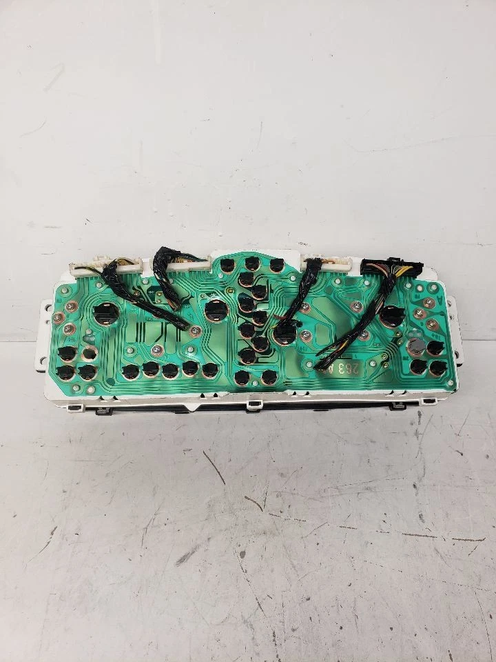 Speedometer Cluster MPH White Face Fits 02-04 MONTERO SPORT 1364233 - Image 2 of 4