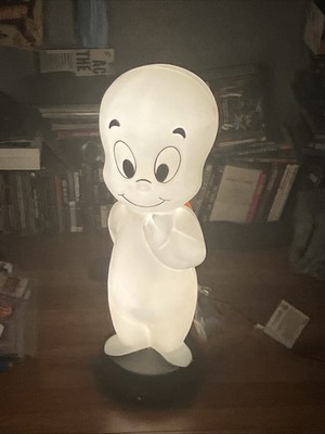 CASPER THE FRIENDLY GHOST BLOW MOLD LIGHTED Lowe s Halloween Christina Ricci