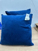 Furn Meridian Velvet Cushion Petrol/Blush 55*55 polyster filled set of 2