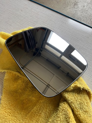 VW T4 Spiegelglas rechts 701 857 522