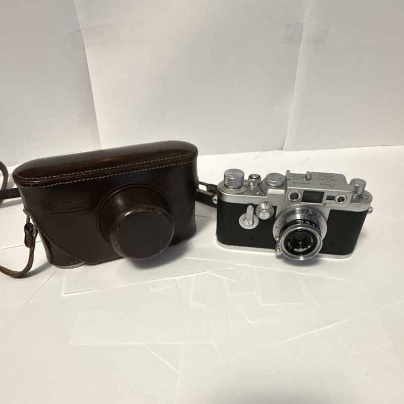 Vintage Leica Nr. 956 234 Silver Rangefinder Camera w/ W-Nikkor 3.5cm f/3.5