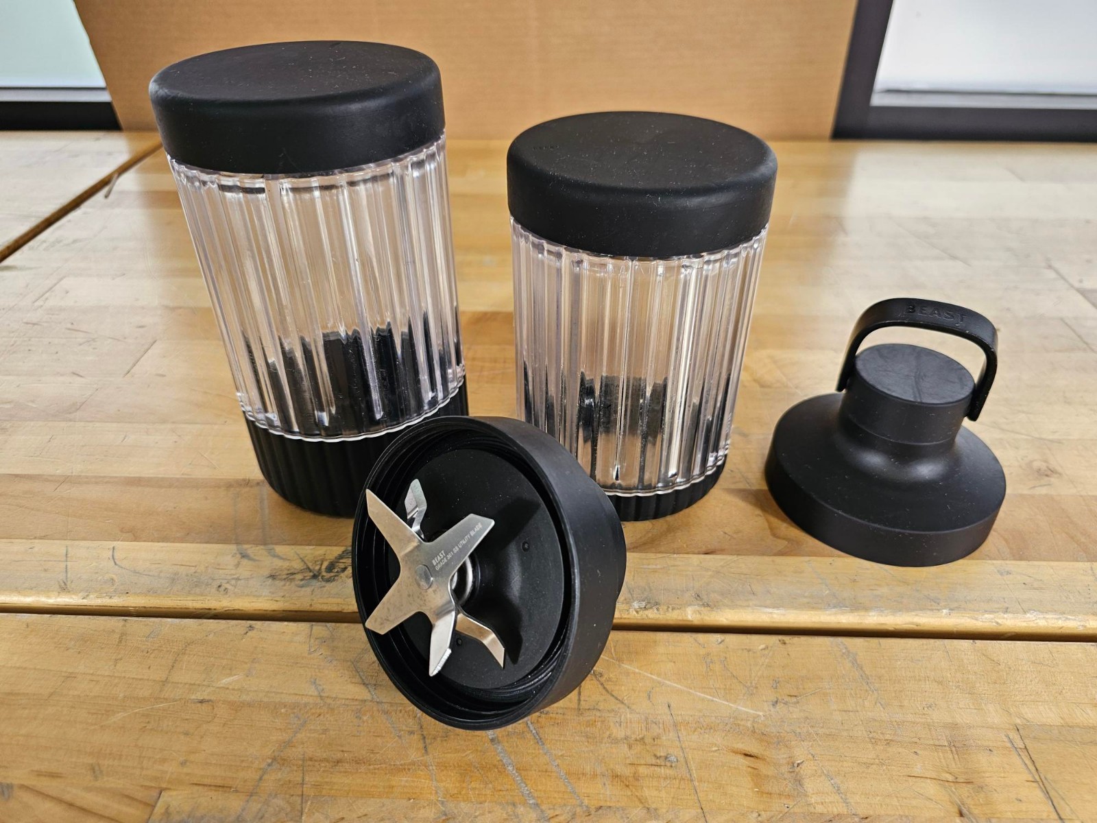 Replacement Containers & Blade Beast Blender B10 Black Ultim