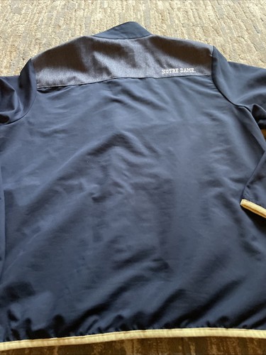 Notre Dame fighting Irish men’s size large under armour full zip jacket - Picture 16 of 16
