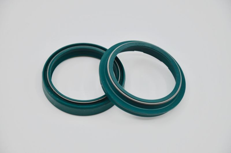 Fits SKF KITG-47S Complete set of oil and dust gaskets for the front suspension