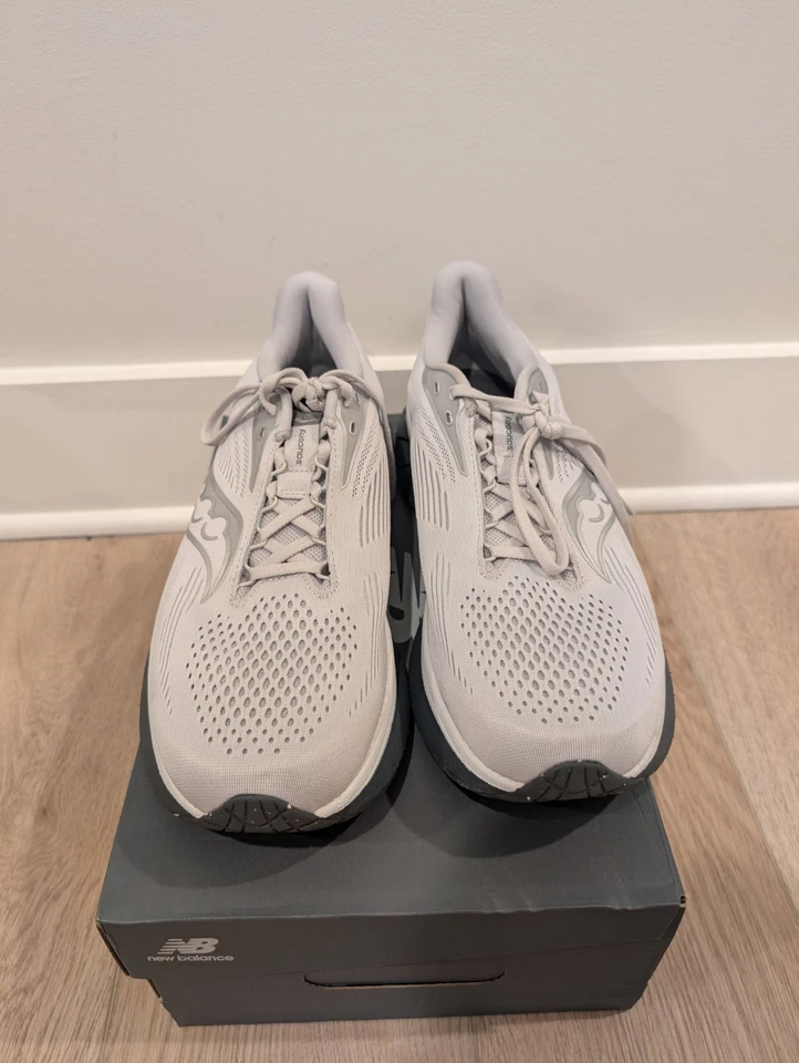 Zapatos para correr Saucony Ride 18 para hombre gris sombra nube, talla 11,5 Foto 2 de 4