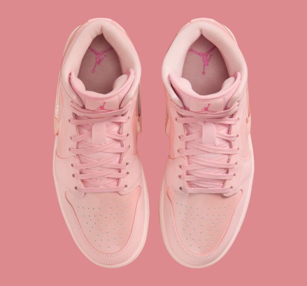 Air Jordan 1 Mid ピンク HF3173-600 Amazon.com | Air Jordan 1 Mid SE Women's Shoes (HF3173-600