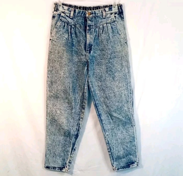 Vintage 100% Cotton High Waisted Acid Washed Blue Denim 80's Mom