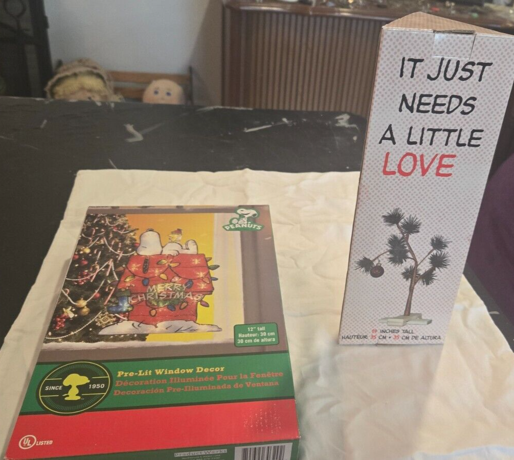 Peanuts Charlie Brown Christmas Tree and Pre-lit window decoration BOTH MIB