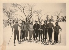  B1 - Foto Photo Fotografia anni 40 - Gruppo sci sciatori Neve