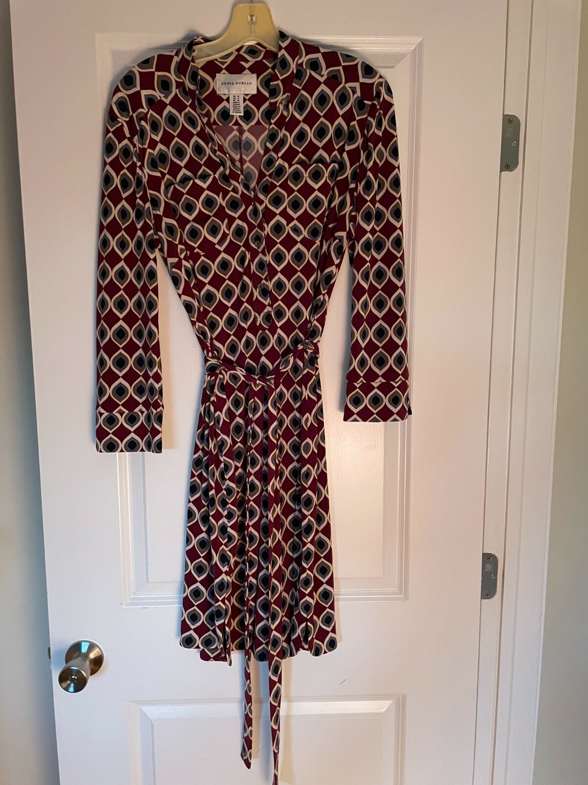 Donna Morgan Women's Polyester Collared Long Sleeve Knee Length