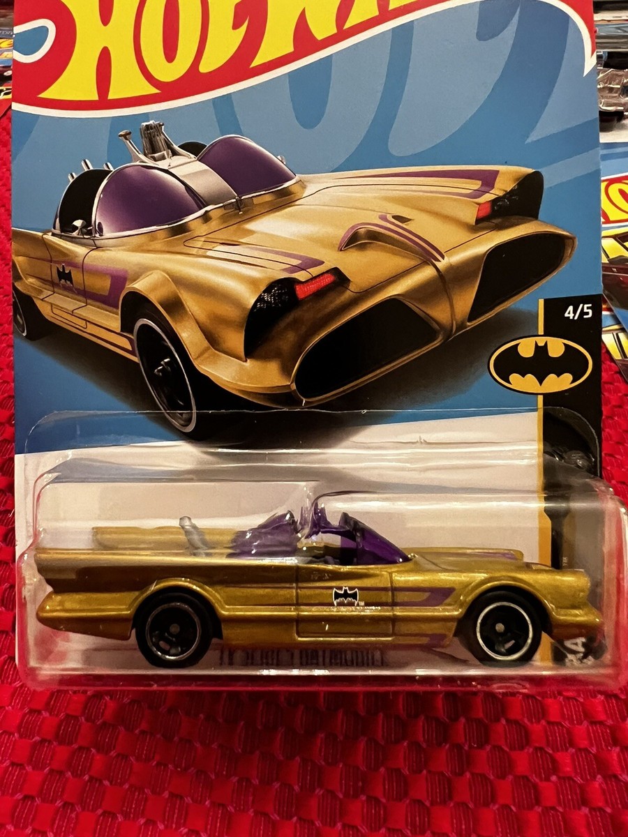 2022 Hot Wheels TV Series Batmobile Gold Short Card #131/250 HW