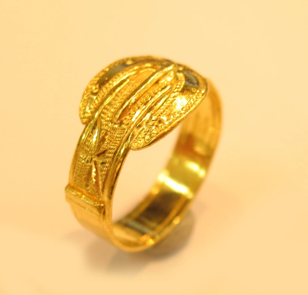 22k solid gold ring deals