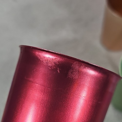 Vintage 7 Colorful Multi colors 1950s-60s Aluminum Tumblers 9 oz. Made In USA - Picture 5 of 11