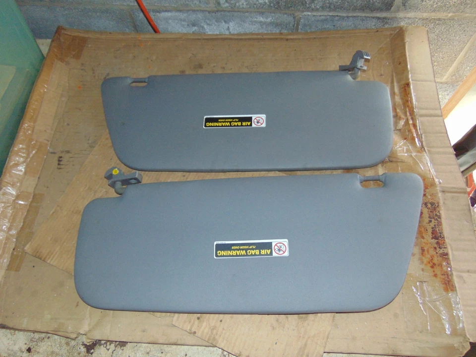 2007-2018 Mercedes-Benz FREIGHTLINER Sprinter 2500 Sun Visor Pair Right Left - Изображение 2 из 2