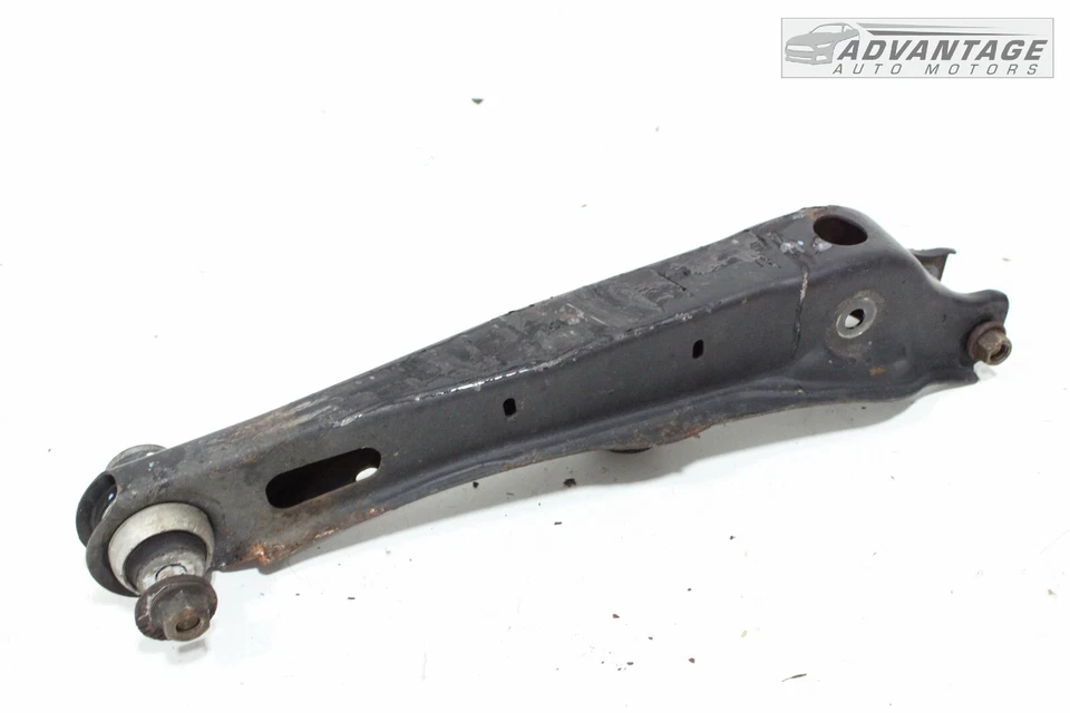 2017-2023 CADILLAC XT5 AWD 3.6L REAR RIGHT SIDE LOWER REARWARD CONTROL ARM OEM - Image 2 of 4