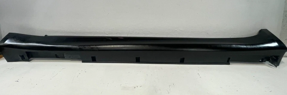 11-12 INFINITI M37 M56 LADO IZQUIERDO PANEL BASCULANTE FALDA MOLDEADA NEGRO (KH3) # 94032 Foto 2 de 4