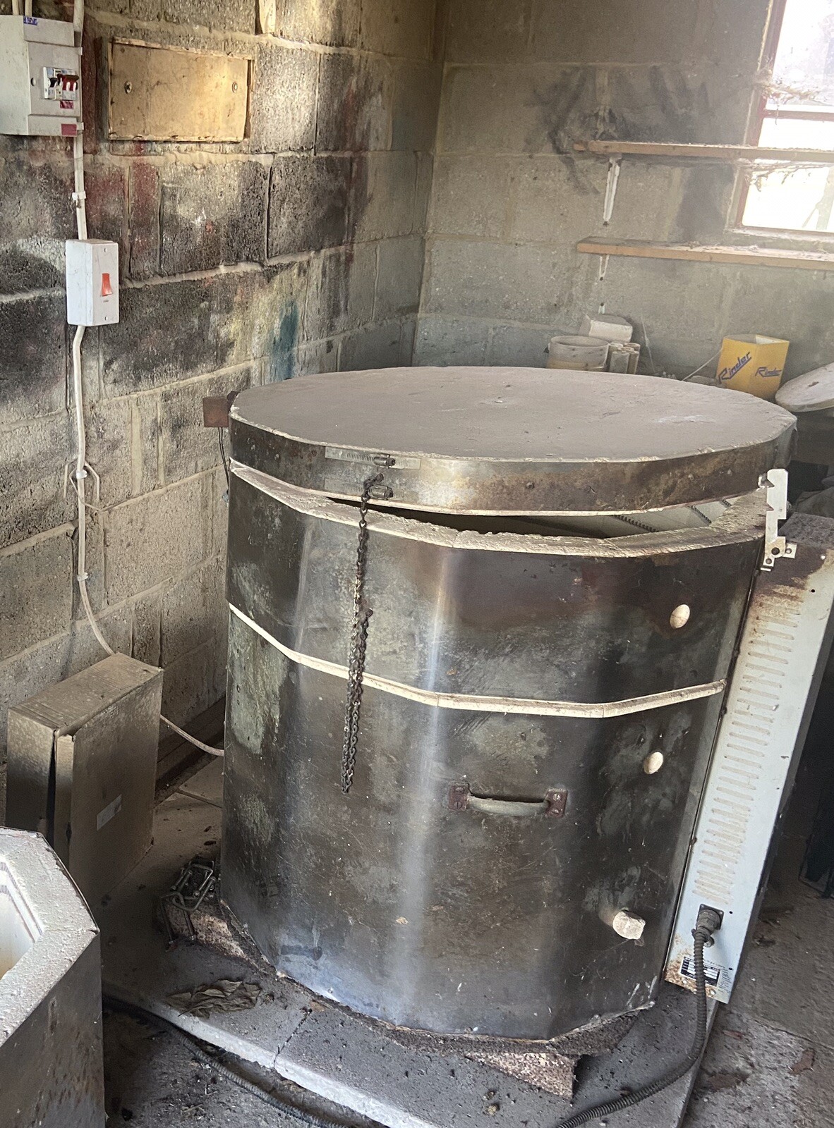 Paragon top loading kiln. eBay