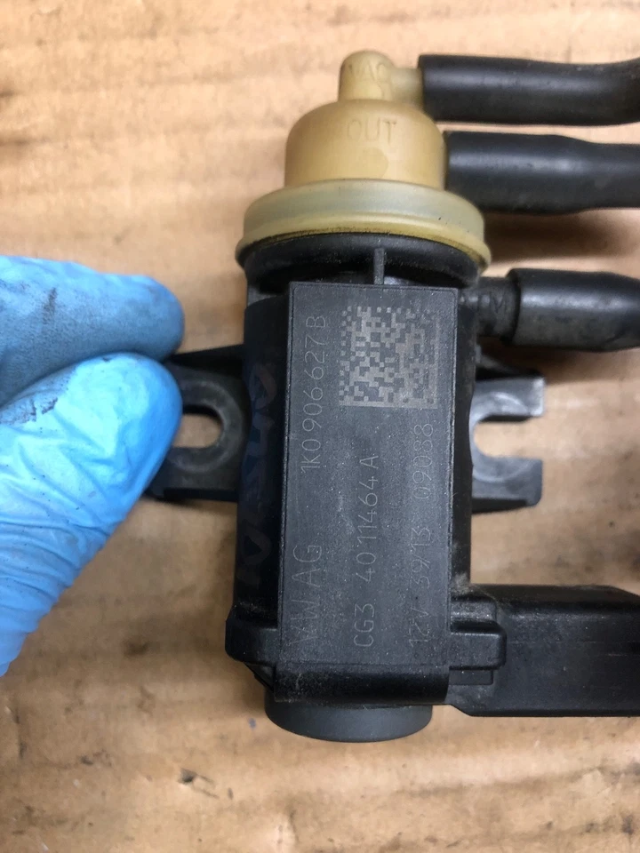 VW GOLF JETTA BEETLE AUDI A3 2015 2,0 L TDI válvula de vacío de presión de impulso solenoide Foto 2 de 4