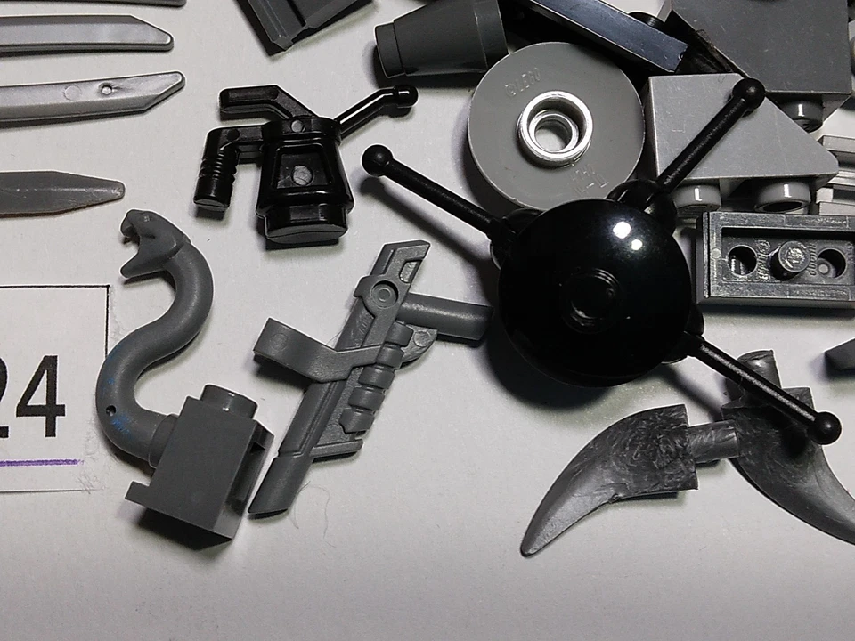 Lego Lote 500 Pequeños Negro Gris Ladrillo Arma Accesorios Ninjago Espadas Herramientas 824 Foto 3 de 4