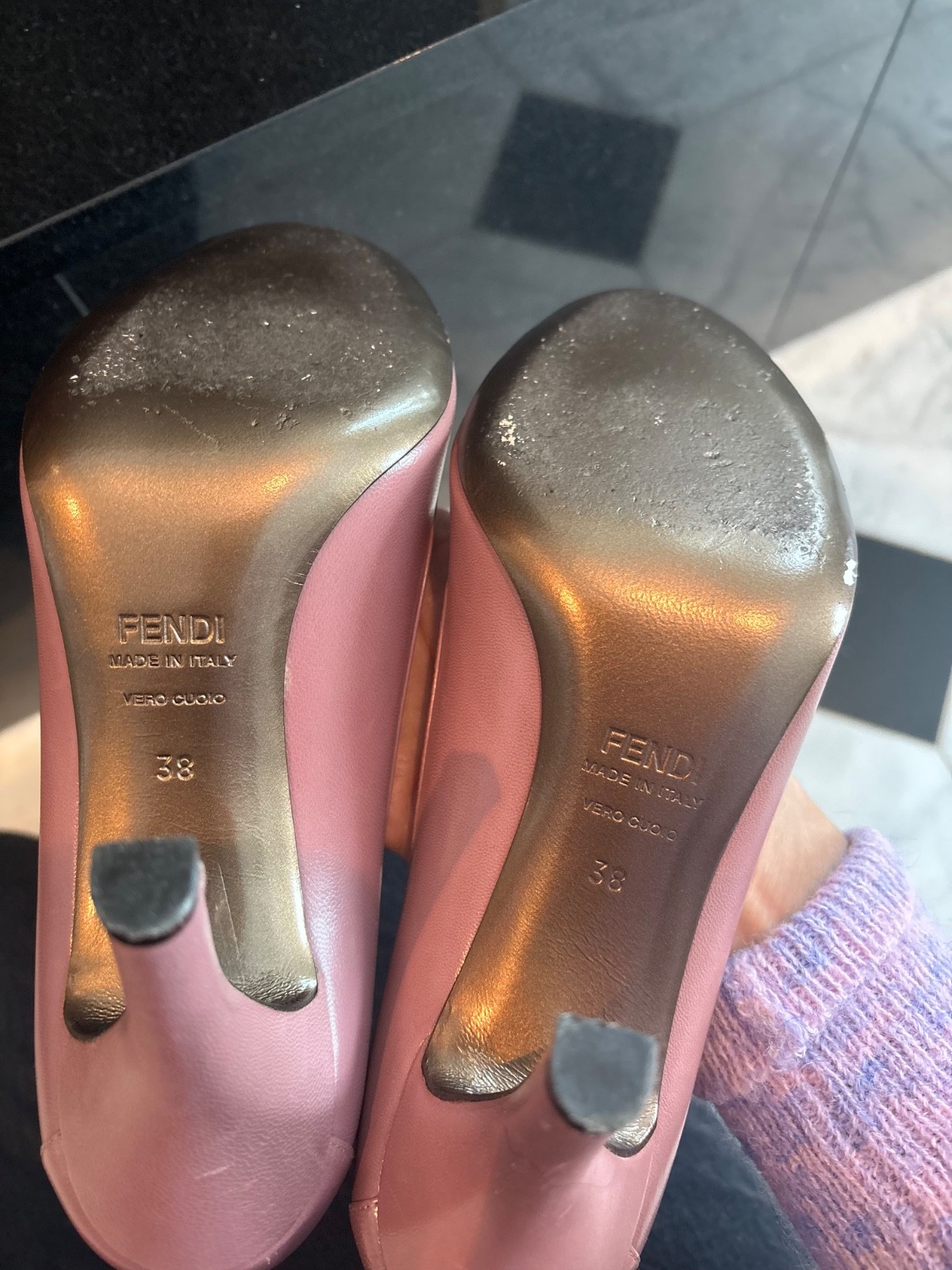 Excellent condition vintage Fendi feminine spring pumps sz 38  thumbnail 10