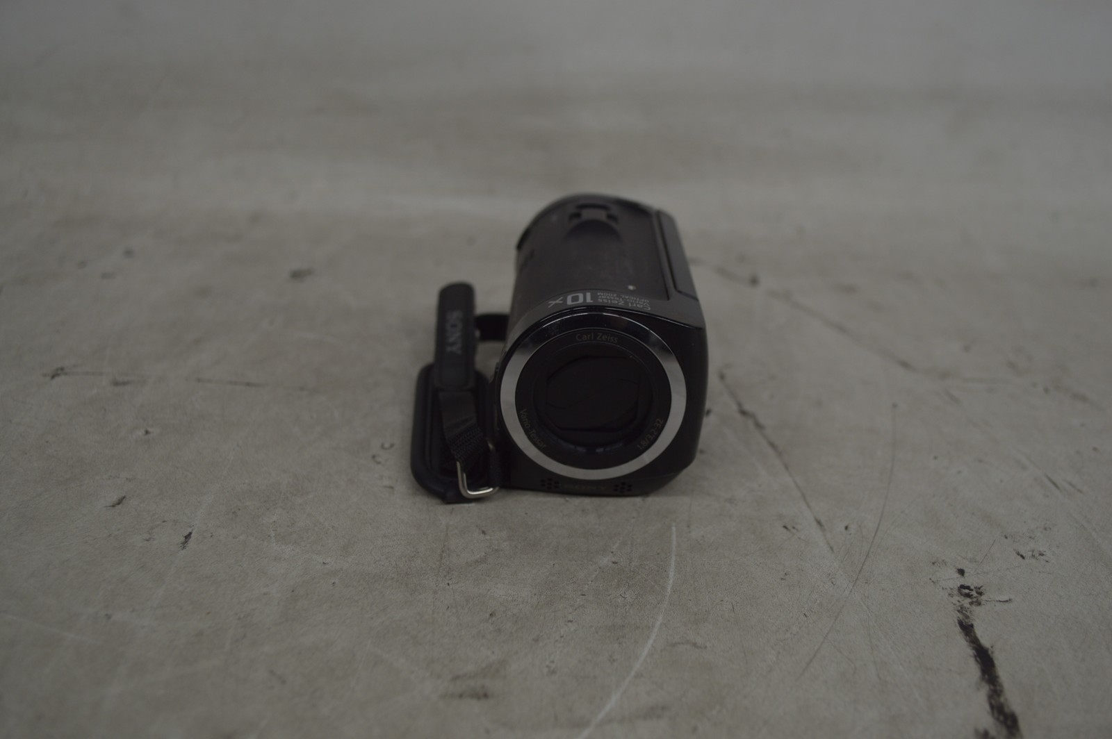 Sony HDR-CX100 HD Handycam Camcorder