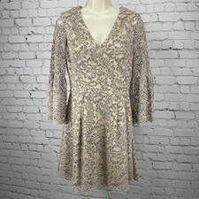 Eliza J Beige Floral Lace Long Bell Sleeve Pleated Lined Zipped Dress Size 4