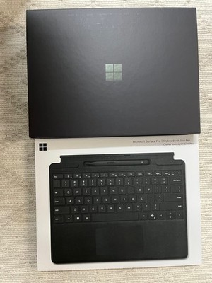 Microsoft Surface Pro 11 2076 13
