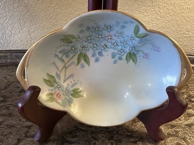 Hand Painted Soap/Trinket Dish-Oval-Small Blue Florals/Greenery-c 1982-Lovely  