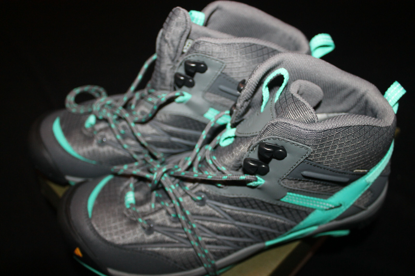 KEEN Magnet Pool Green MARSHALL MID WP Short Lace up BOOTS Womens US 11