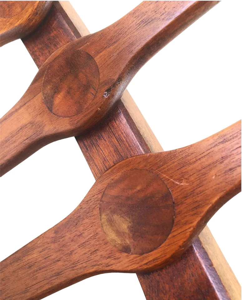 Silla danesa moderna de madera de teca Foster McDavid Midcentury lateral de cuero modernista Foto 2 de 4