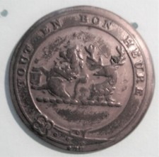 HICKS FAMILY LARGE LIVERY BUTTON - FIRMIN & SONS 153 STRAND LONDON