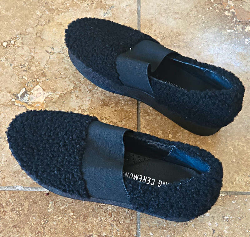 NWOB Opening Ceremony Women's Black Faux Fur Loafer Slip-On Rubber Sole 8