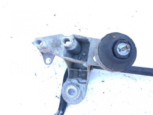 8d0199351 Motorhalterung und Getriebe (Motorhalterung)  Audi A4 DE1084571-39
