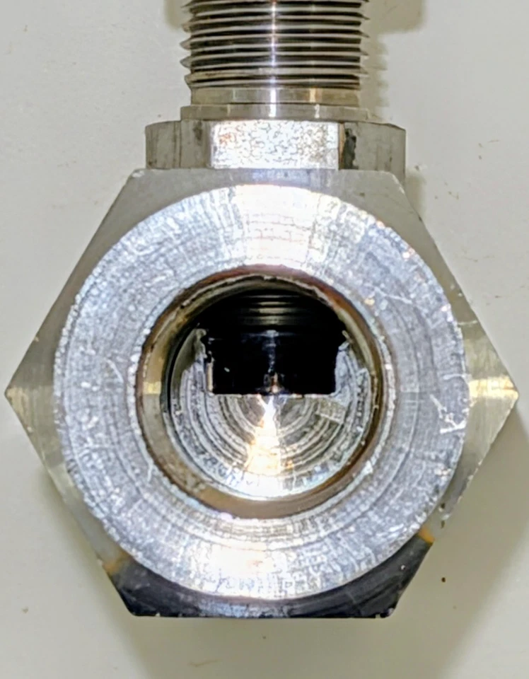 CII Needle Valve 1/2" NPT 316 Stainless Steel 10000 PSI High Pressure - Image 3 of 4