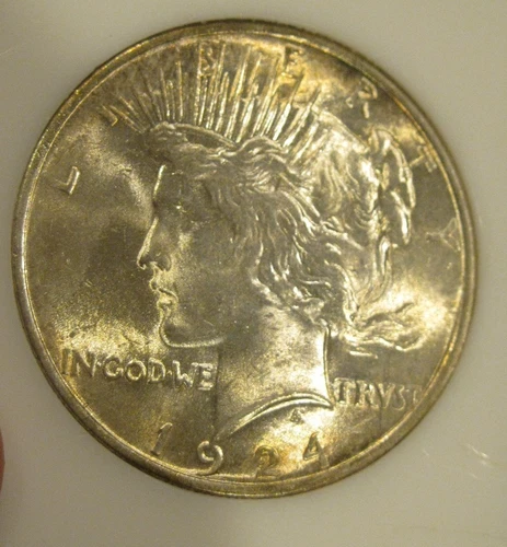 1924 Peace Silver Dollar - BU GEM, Super Luster, Light peripheral toning 5148