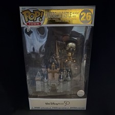 Funko Pop! Town #26 Mickey Mouse & Cinderella Castle Disney World 50 Exclusive