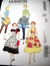 McCalls 5825 Aprons Full Half and Oven Mitt Sewing Pattern