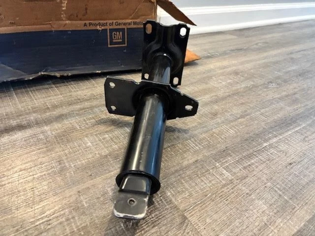 Cadillac SDV 1989-1993 tracción delantera + tracción delantera Fleetwood parte trasera izquierda ¡nuevo stock antiguo! Foto 4 de 4