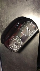 BMW 3er E90 E91 E92 Kombiinstrument Tacho Uhren Benzin Handschaltung 9143820
