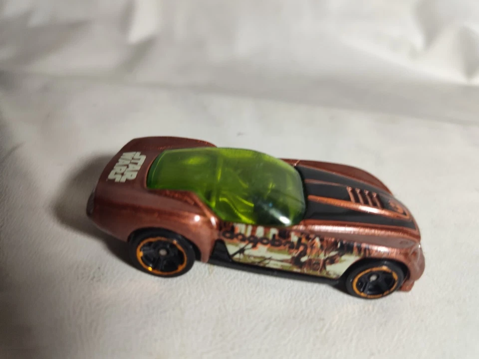 Orange Hot Wheels Pony-Up Star Wars Car Dagabah Foto 4 de 4