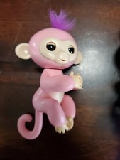 WOWWEE Fingerlings Interactive Toy Lot of 2 1 Baby Unicorn 1 Monkey B2